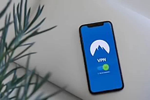 petter lagson duMttyw2Xc0 unsplash scaled e1589378119237