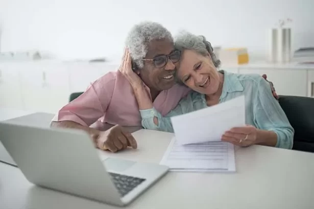 3 Amazing Benefits of Reading Your Insurance Policy