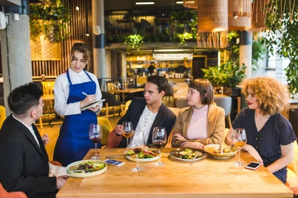 How to Leverage Data Analytics to Improve Restaurant Performance