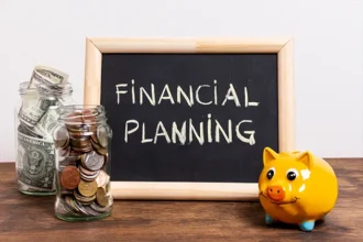 Free Financial Planning Tools vs. Paid What’s the Difference