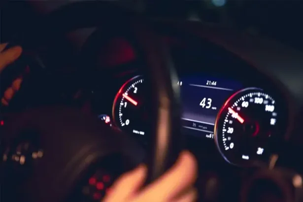 How VIN Lookup Helps Detect Odometer Fraud and Protects Buyers