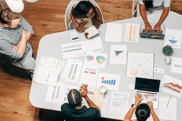 Innovative Strategies for Enhancing Corporate Reputation in the Digital Age