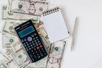 Understanding Fixed Rate vs. Variable Rate Deposits
