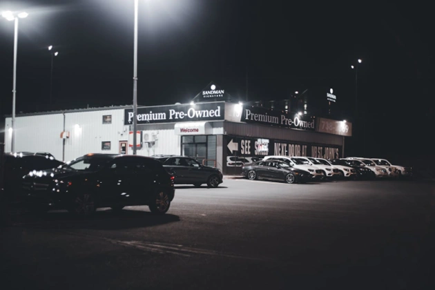 How to Choose the Best Parking Lot Lights for Commercial Property