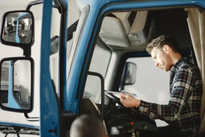 The Role of Black Box Data in Waterbury Truck Crash Lawsuits