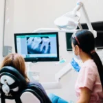 How to Choose the Right Dentures in Seattle WA for Comfort and Fit