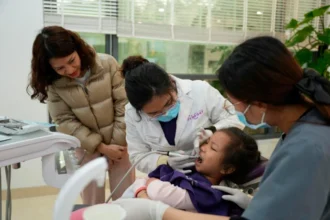 How Pediatric Dentists in Jacksonville Make Dental Visits Fun