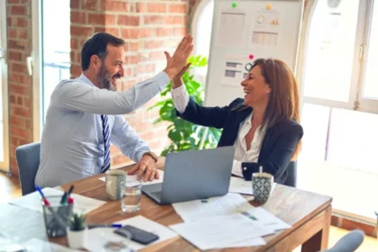 Strategic Decision Making in Business Between Risk and Opportunity