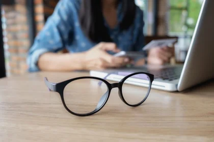 What Should First Time Customers Know Before Ordering Eyeglass Lens Replacement Online