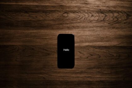 What Is Direct to Carrier Messaging and Why It Matters