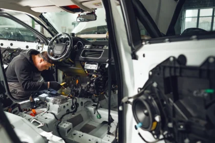 How EV Battery Assembly Is Reshaping Vehicle Manufacturing